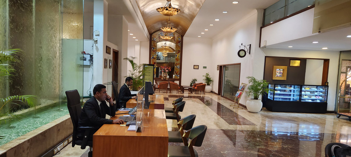 Beautiful & Brightly Lit Lobby at Hotel Aurora Towers